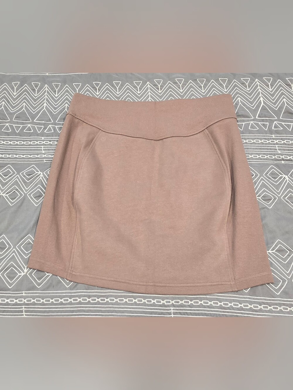 Lululemon Scuba HR Mini Skirt Size Large NWT - Picture 5 of 7